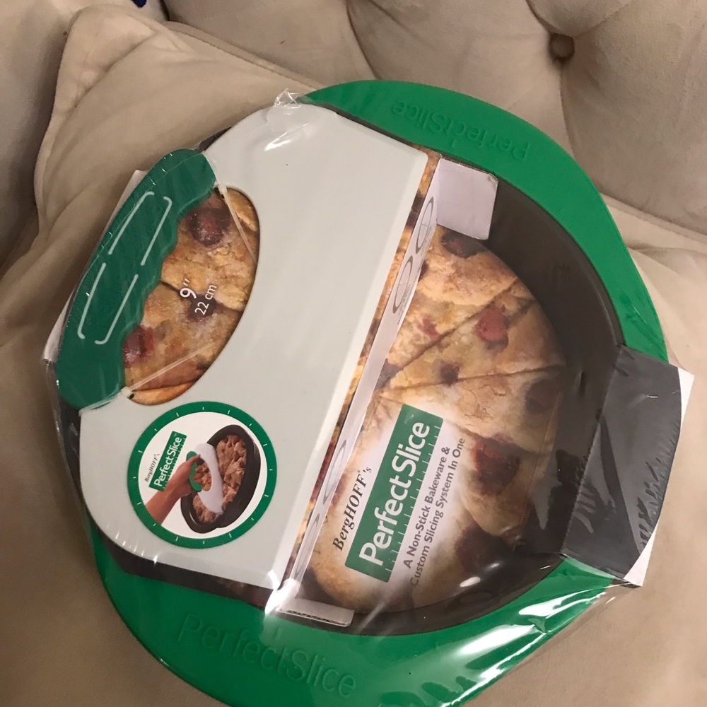 Berghoff baking dish !!!FIRM